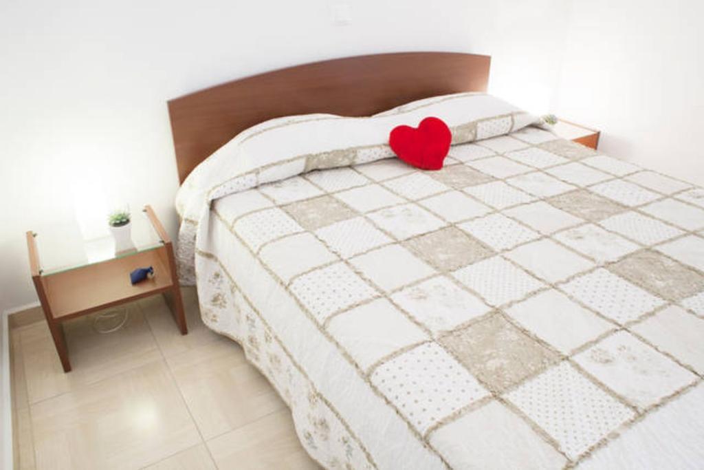 Thelma'S Apartment Atenas Exterior foto